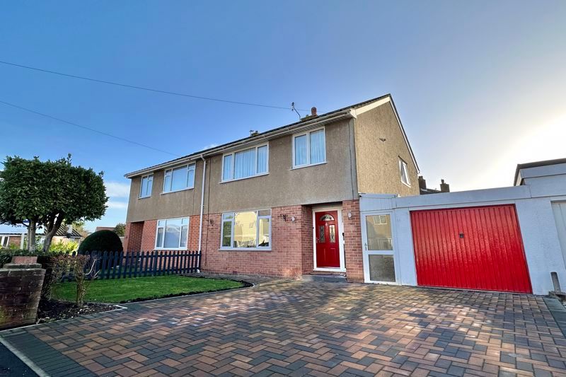 3 bed semidetached house for sale in Ryecroft Avenue, Worle, Weston