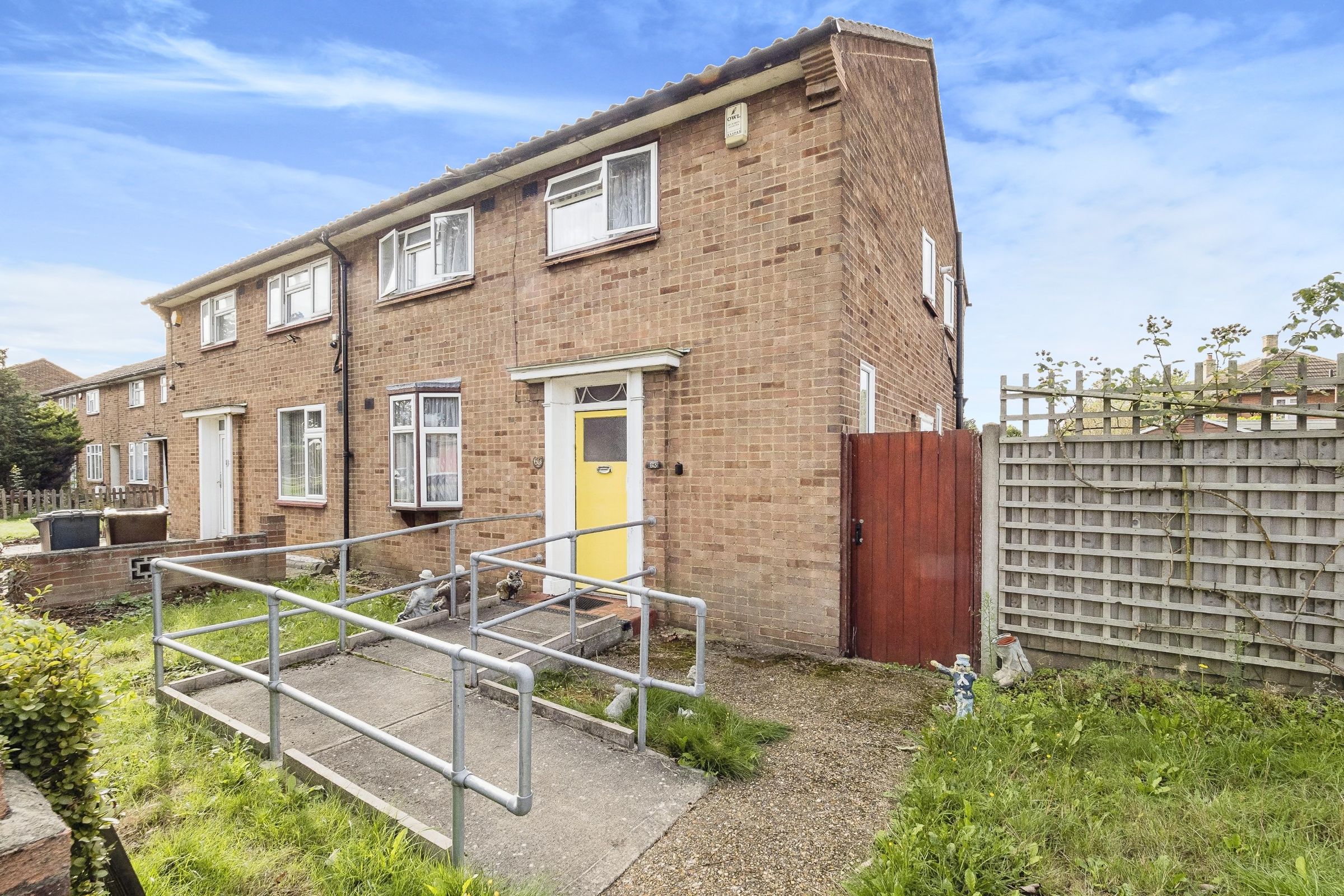 3 bed semidetached house for sale in Stansgate Road, Dagenham RM10