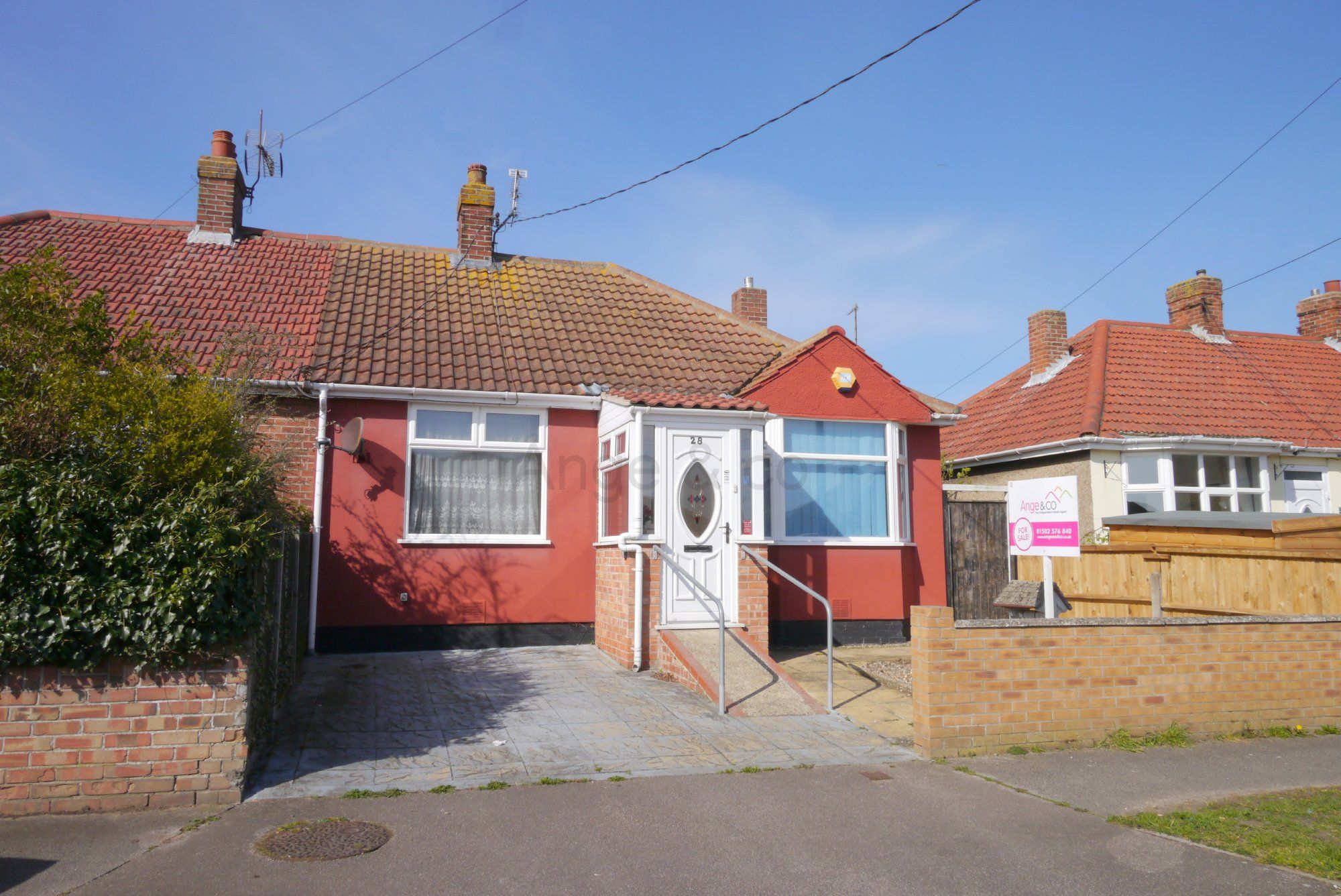 2-bed-semi-detached-bungalow-for-sale-in-highland-way-lowestoft-nr33