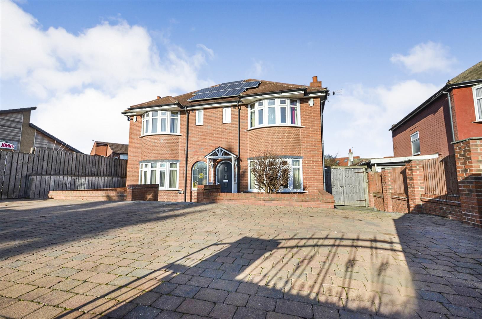 8 bed detached house for sale in Trowell Road, Wollaton, Nottingham NG8