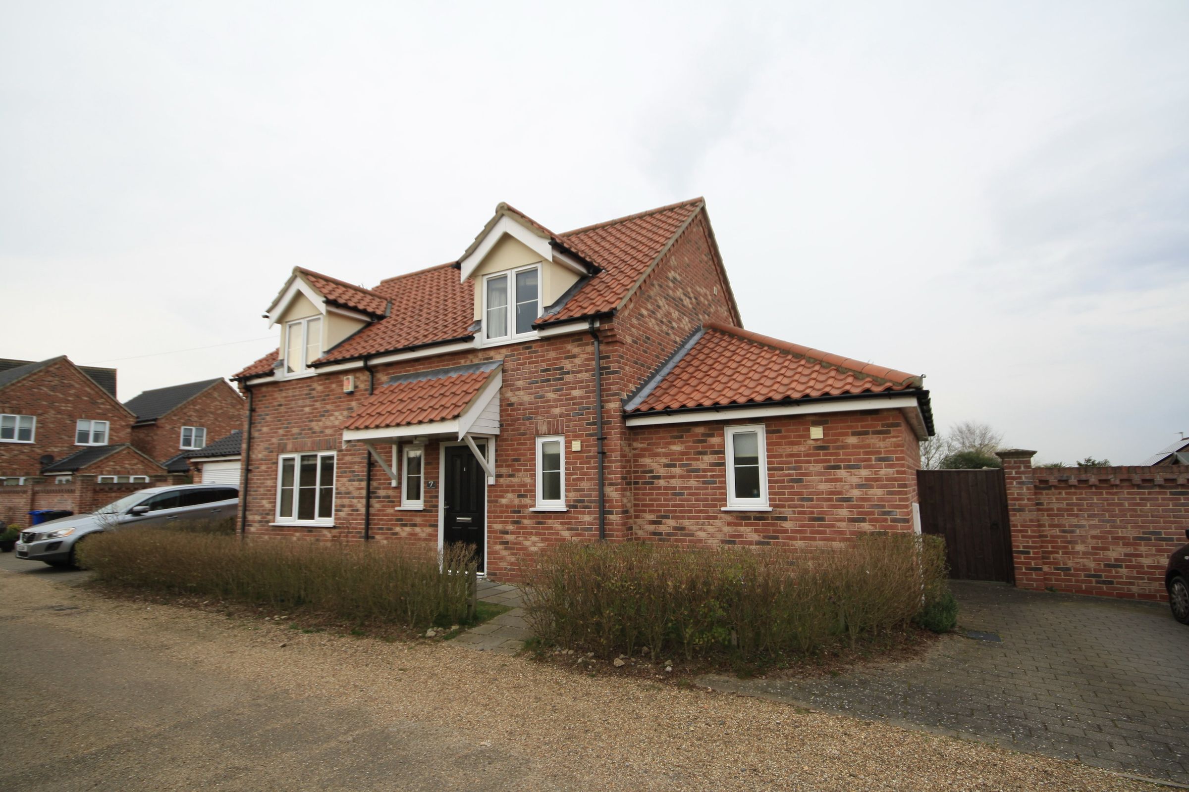 3 bed property to rent in The Loke, Dereham Road, Norwich NR5 Zoopla