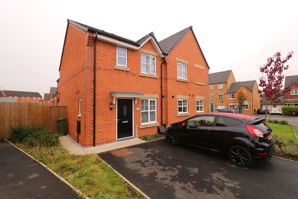 3 bed semidetached house for sale in Red Hall View, Audenshaw