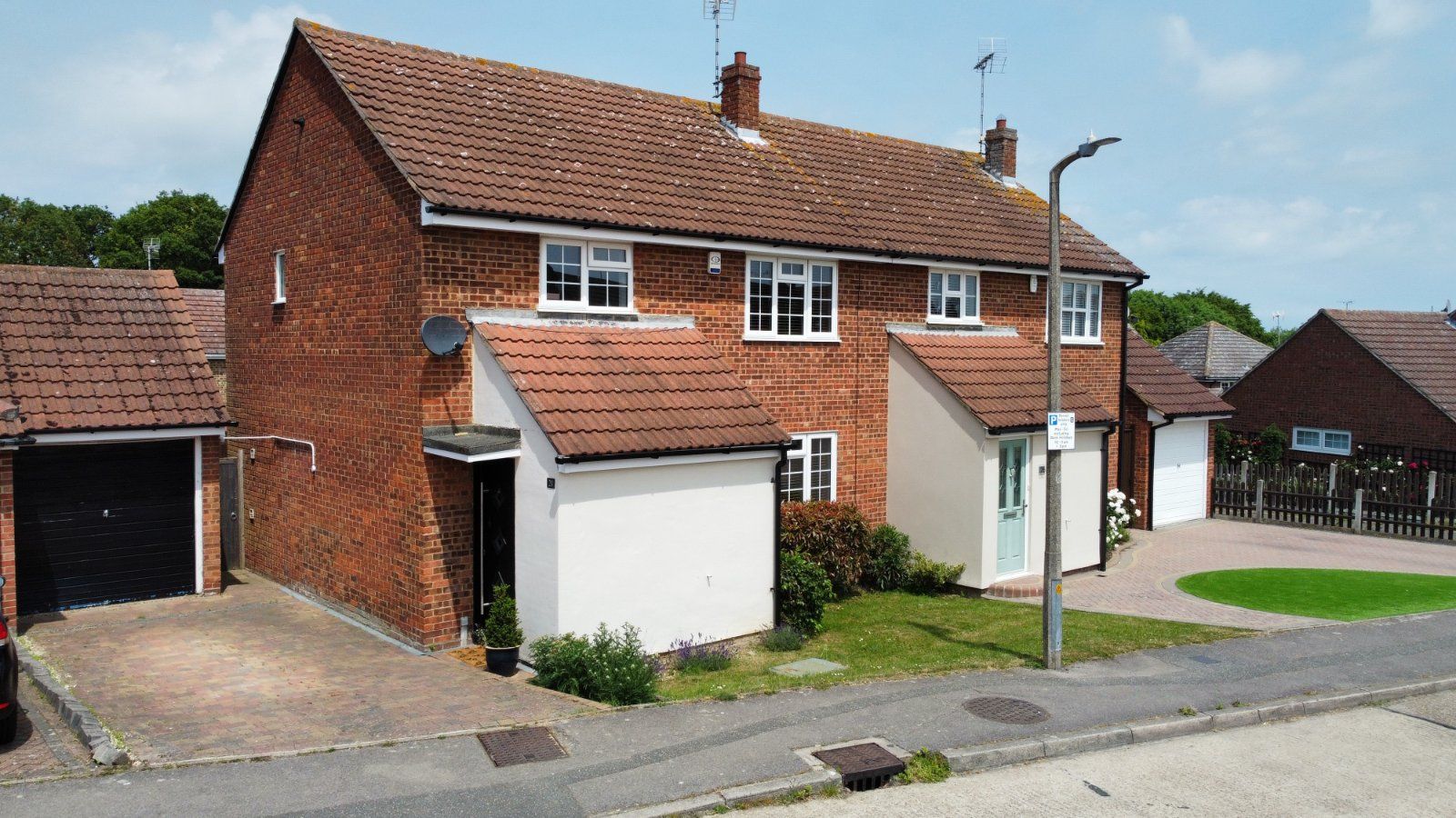 4 bed semidetached house for sale in Osborne Avenue, Hockley SS5 Zoopla