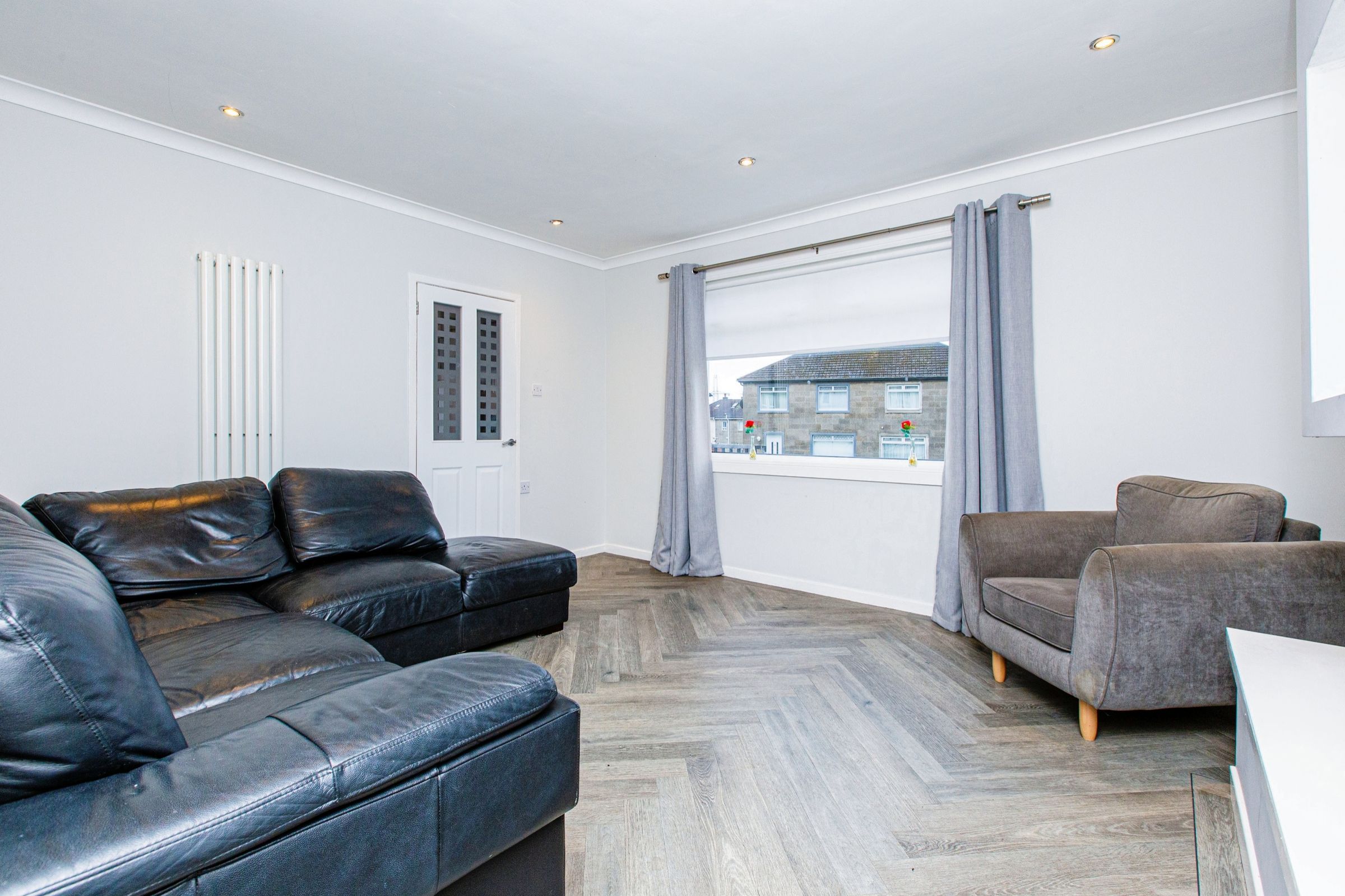 3 bed end terrace house for sale in Drumpellier Avenue, Glasgow G69