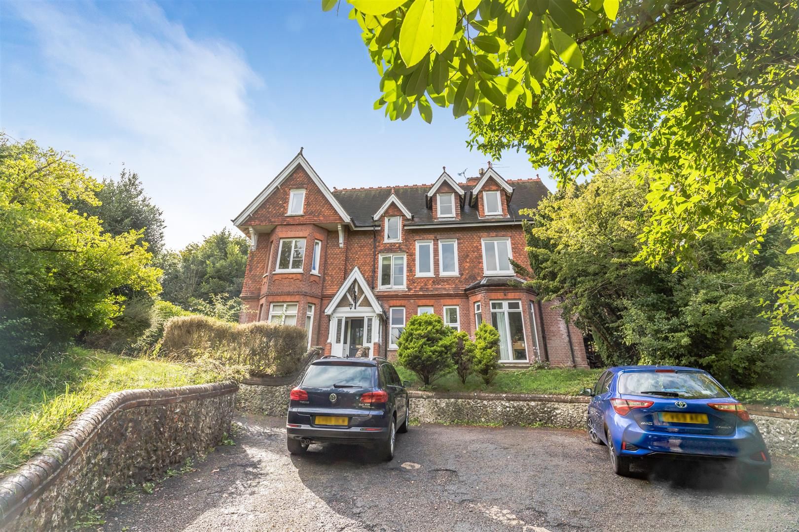 2 bed flat for sale in King Henrys Road, Lewes BN7 Zoopla