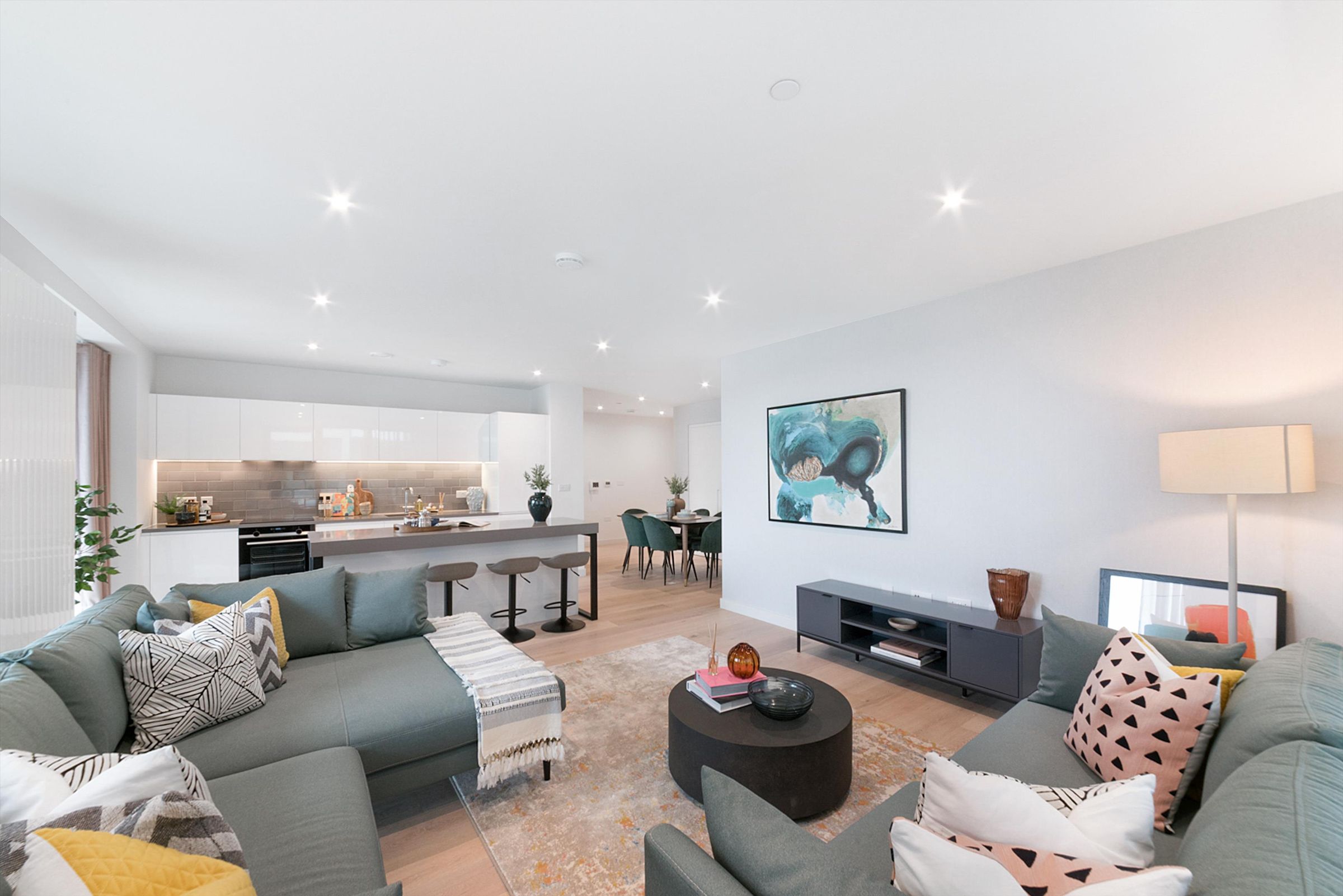 17.07.04 James Cook House, Royal Wharf, London E16