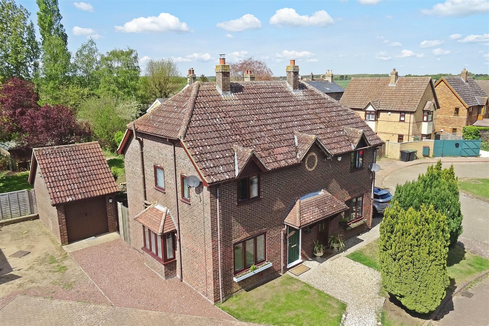 3 bed semidetached house for sale in The Grange, Lower Caldecote