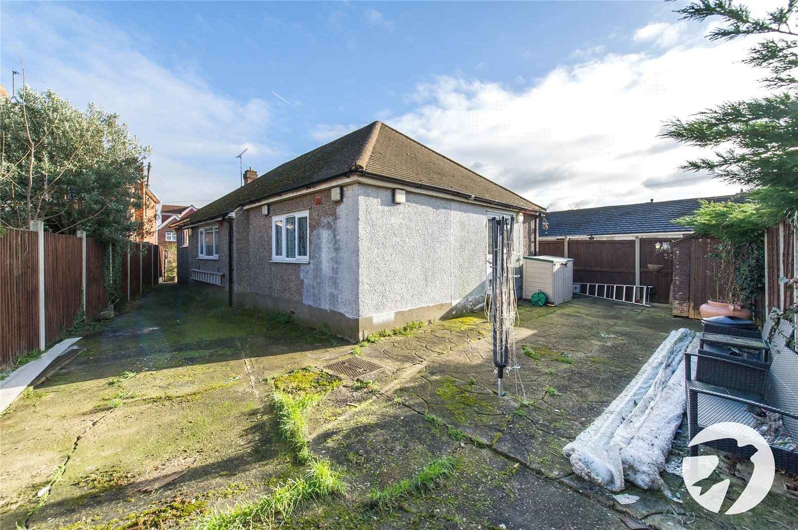2 bed bungalow for sale in River Drive, Rochester, Kent ME2 Zoopla