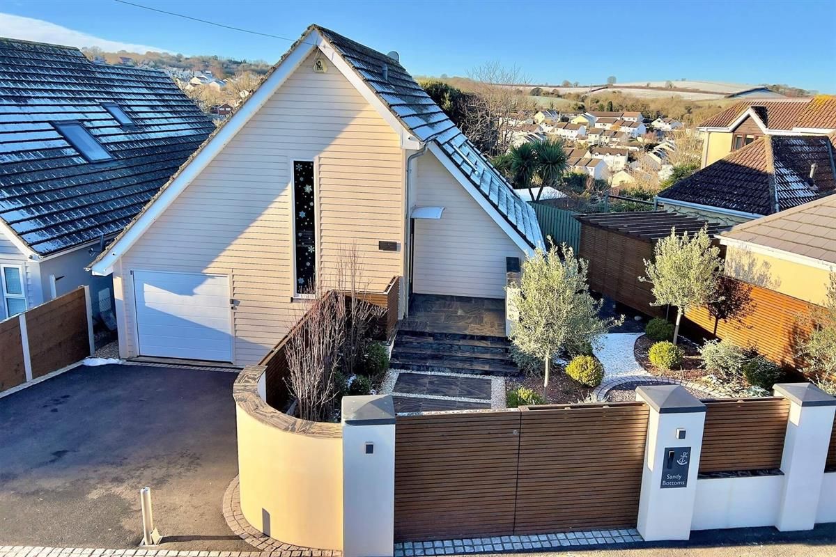 3 bed detached house for sale in Veille Lane, Shiphay, Torquay TQ2 Zoopla