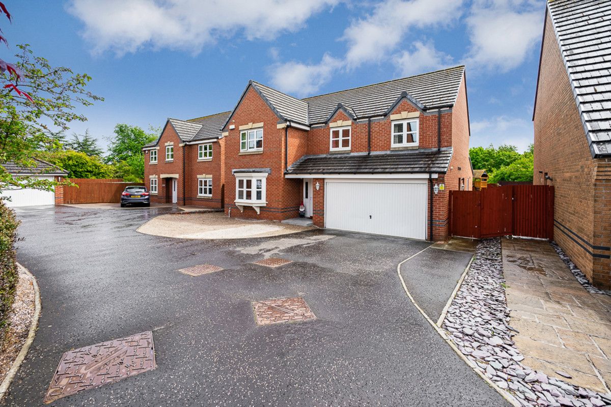 6 bed detached house for sale in Dean Park Brae, Kirkcaldy KY2 Zoopla