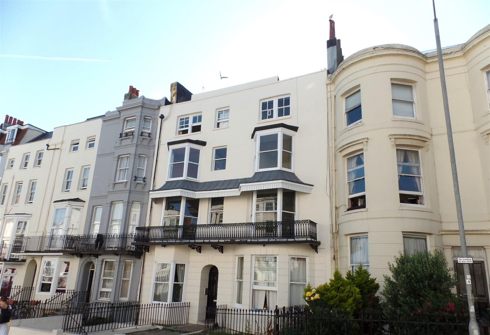 3 bed flat to rent in Lower Rock Gardens, Brighton BN2 Zoopla