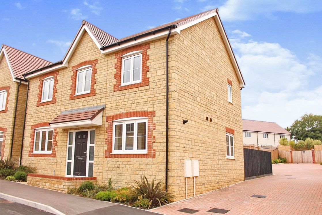 4 bed detached house for sale in Crackmore Drive, Milborne Port