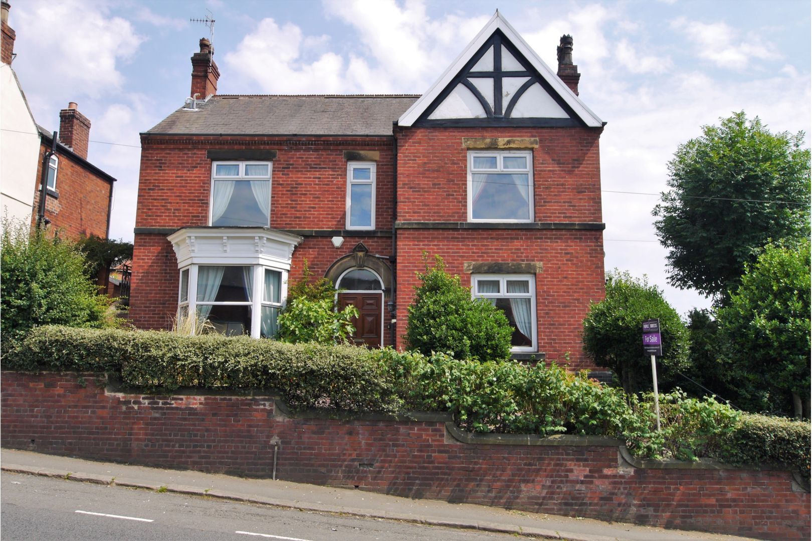 4 bed detached house for sale in Whittington Hill, Old Whittington, Chesterfield S41 Zoopla