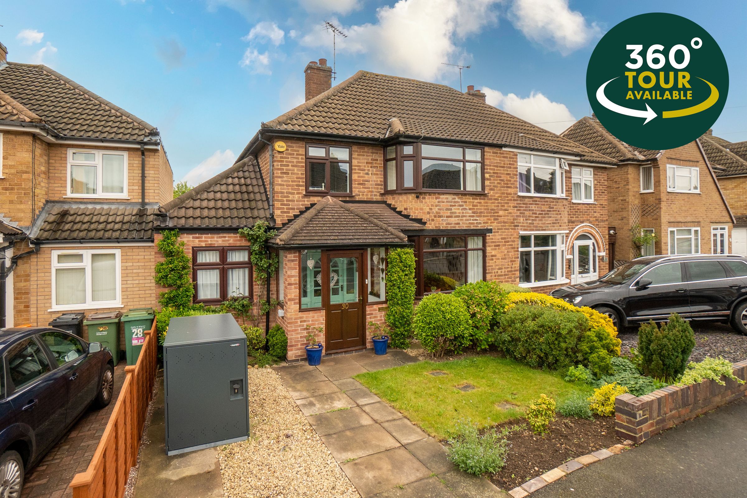 4 bed semidetached house for sale in Ruskington Drive, Wigston