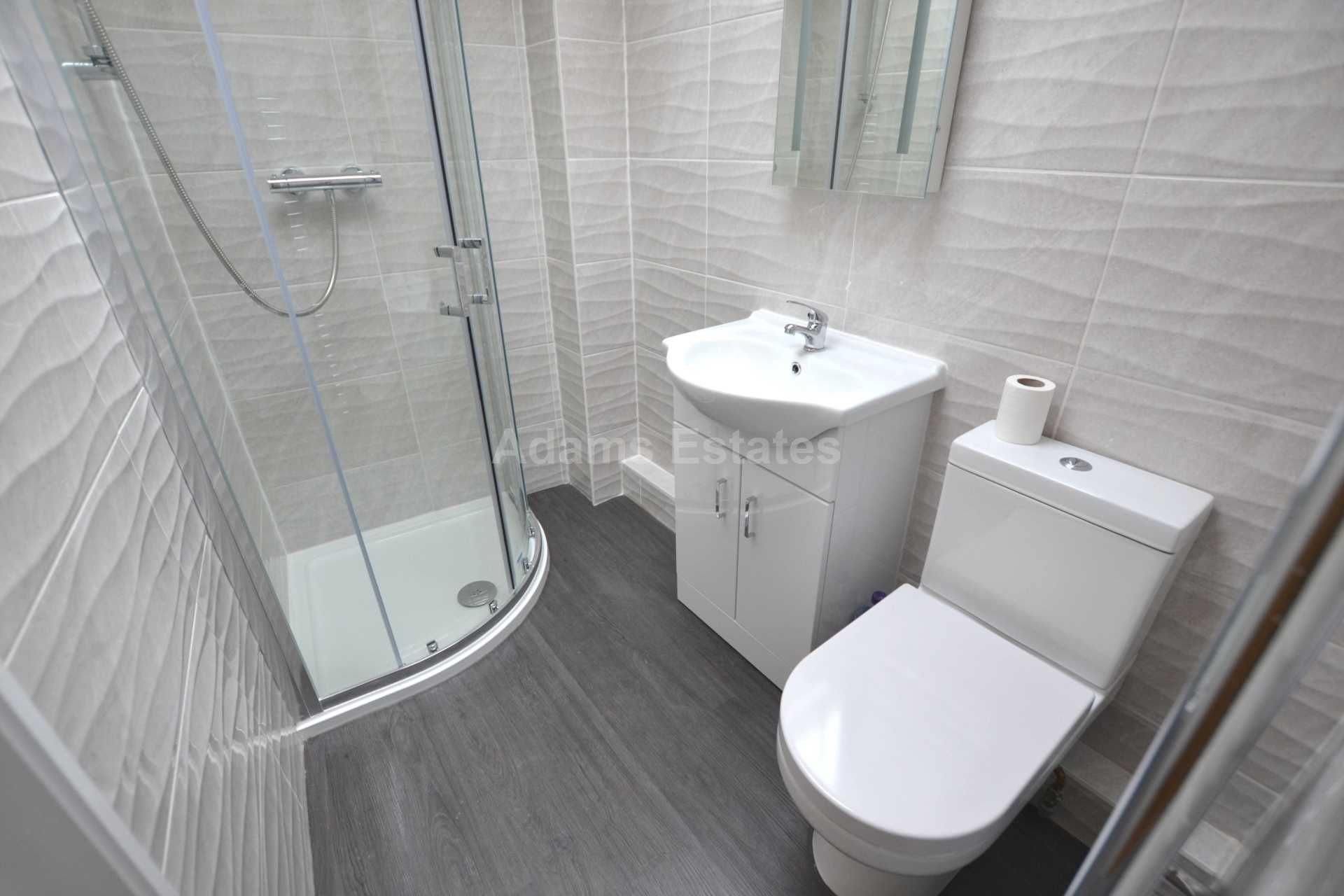 2 bed flat to rent in Baker Street, Reading RG1 Zoopla