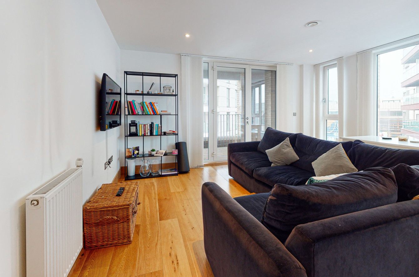 Bacon Street, London E1