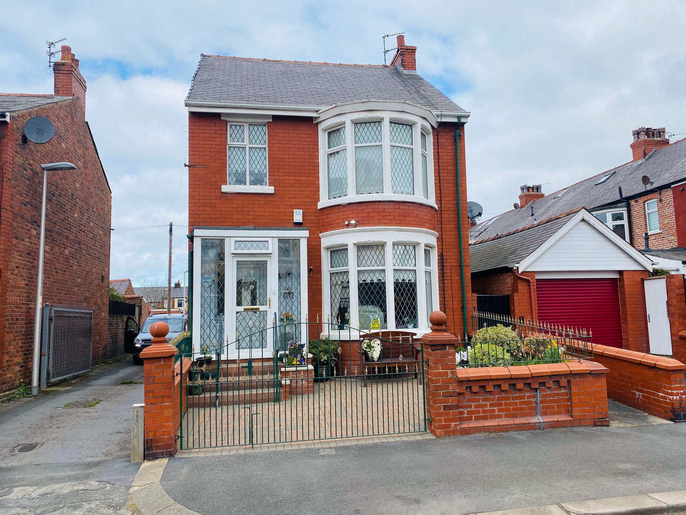 3 bed detached house for sale in Woodland Grove, Stanley Park