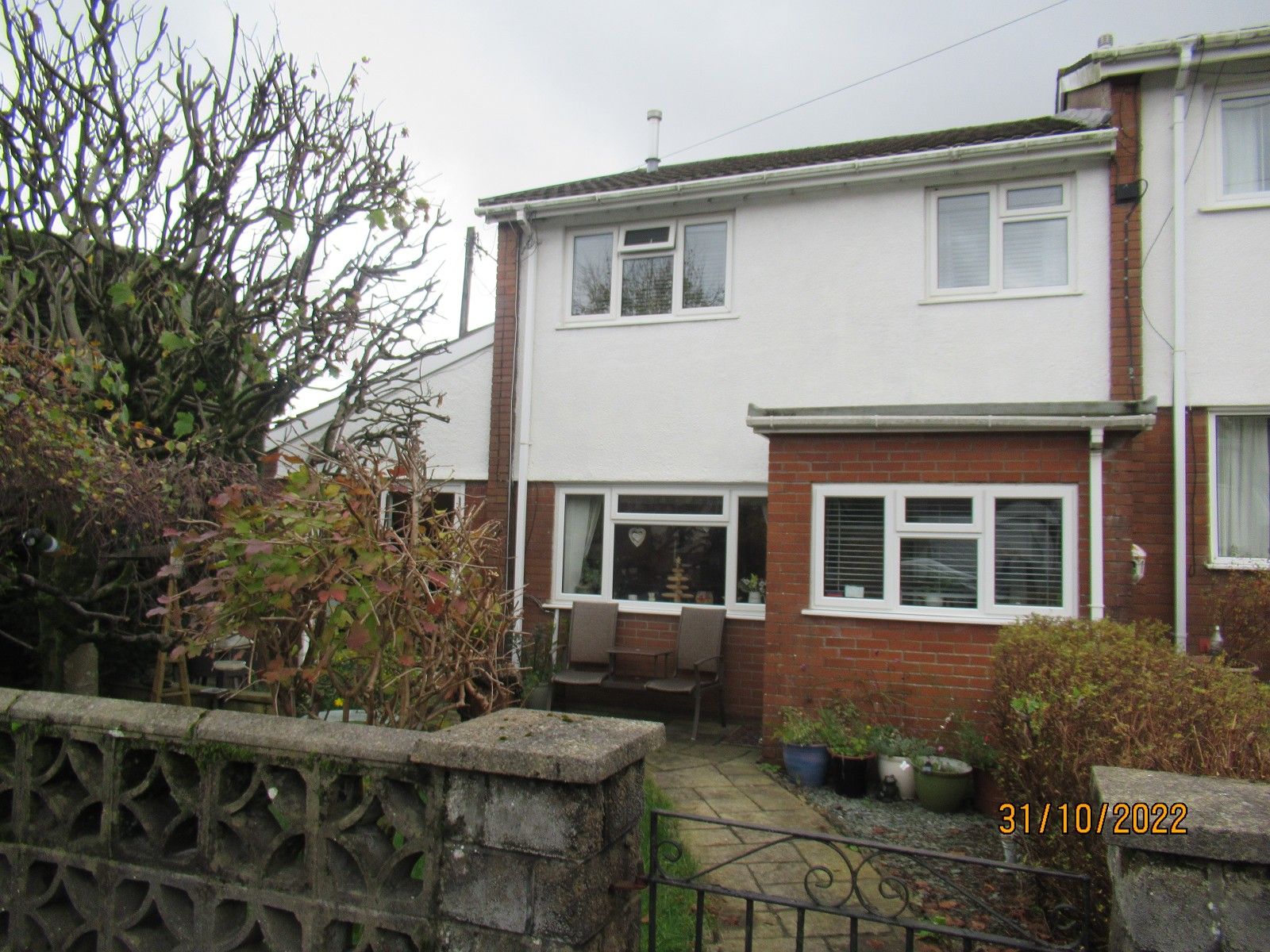 3 bed end terrace house for sale in Gelli Fron, Gelli, Rhondda Cynon Taff. CF41 Zoopla