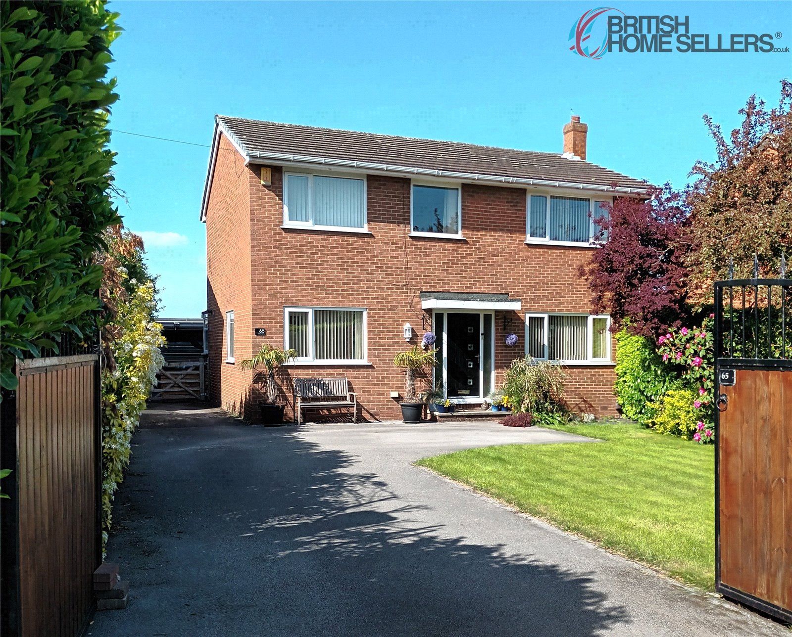 4 bed detached house for sale in Green Lane, Lofthouse, Wakefield, West