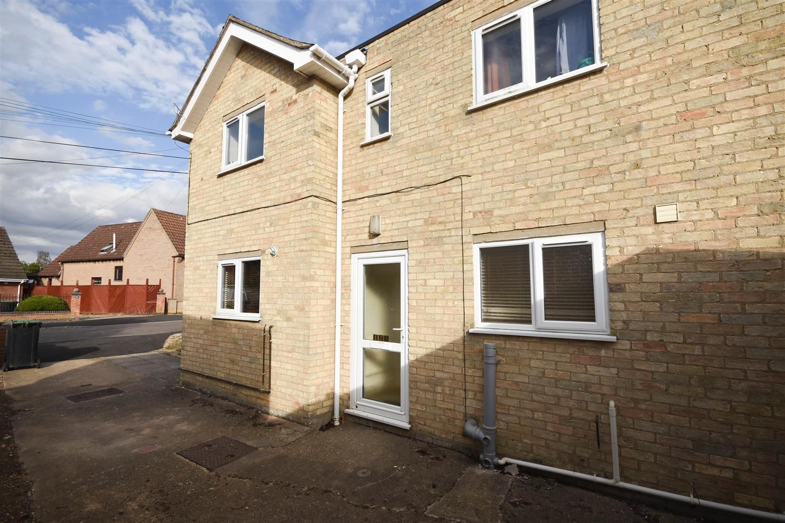 2 Bed Flat To Rent In West Fen Road Ely CB6 Zoopla