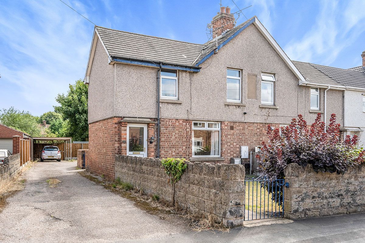 3 bed end terrace house for sale in Markham Avenue, Armthorpe