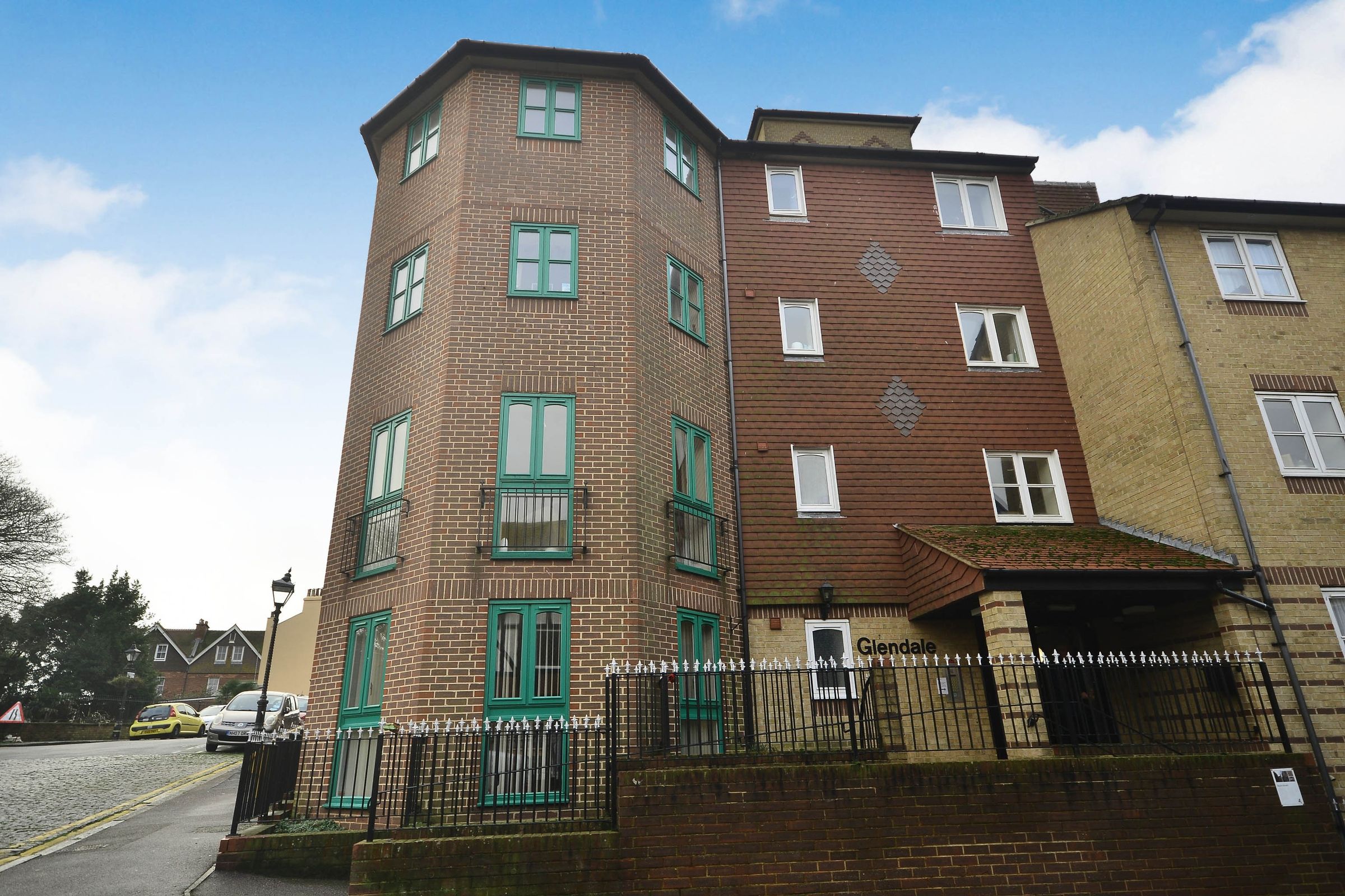 1 bed flat for sale in The Bayle, Folkestone CT20 Zoopla