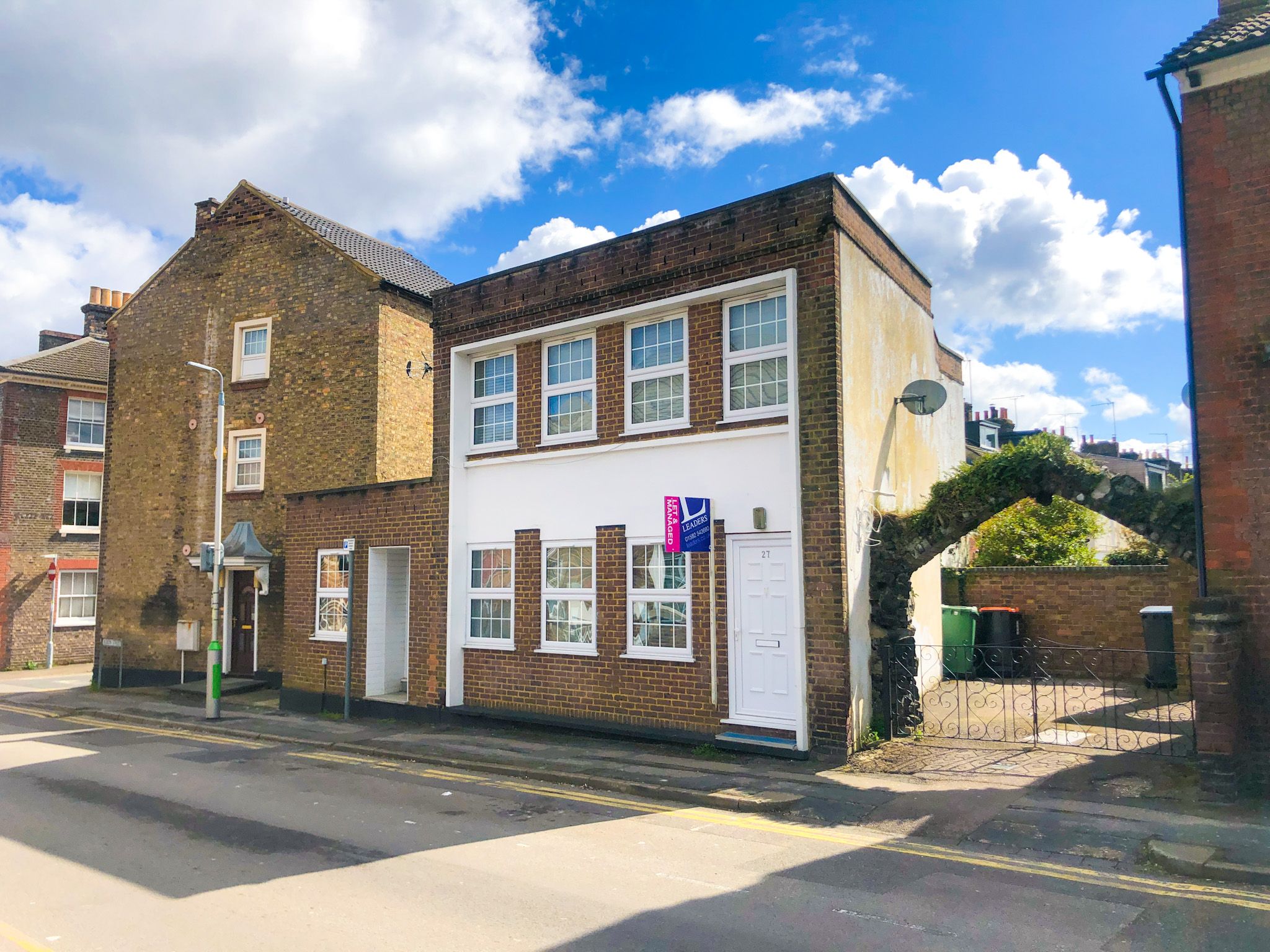 Room to rent in Room 1, Albion Street, Dunstable LU6 Zoopla