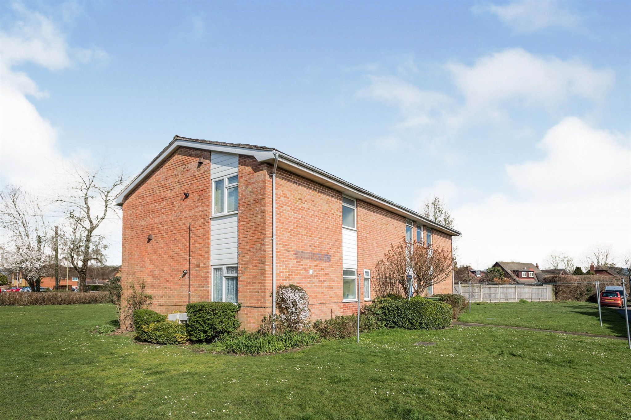 1 bed flat for sale in Longcroft Road, Kingsclere, Newbury RG20 Zoopla