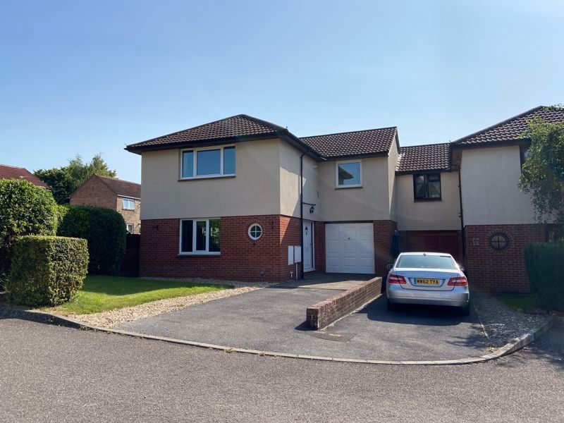 4 bed semidetached house to rent in Coppin Road, Norton Fitzwarren