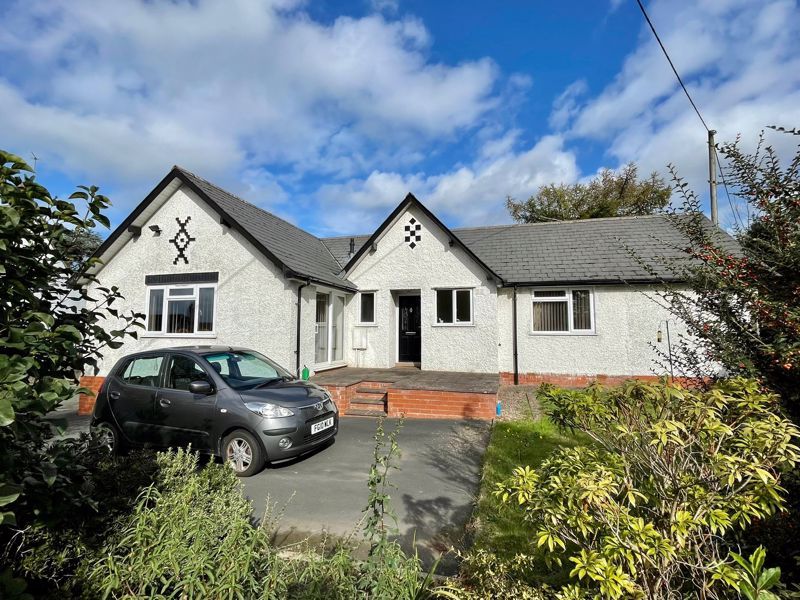 3 bed detached bungalow for sale in Canon Pyon Road, Hereford HR4 Zoopla
