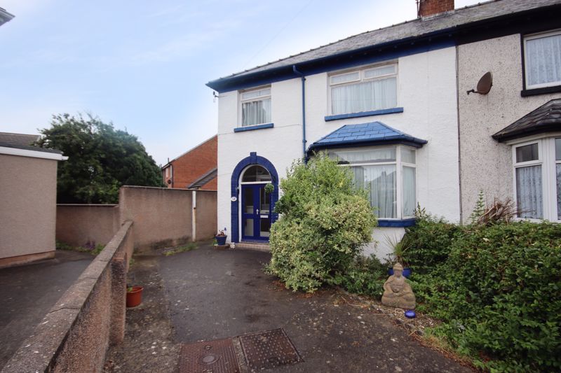 Hywel Place Llandudno LL30