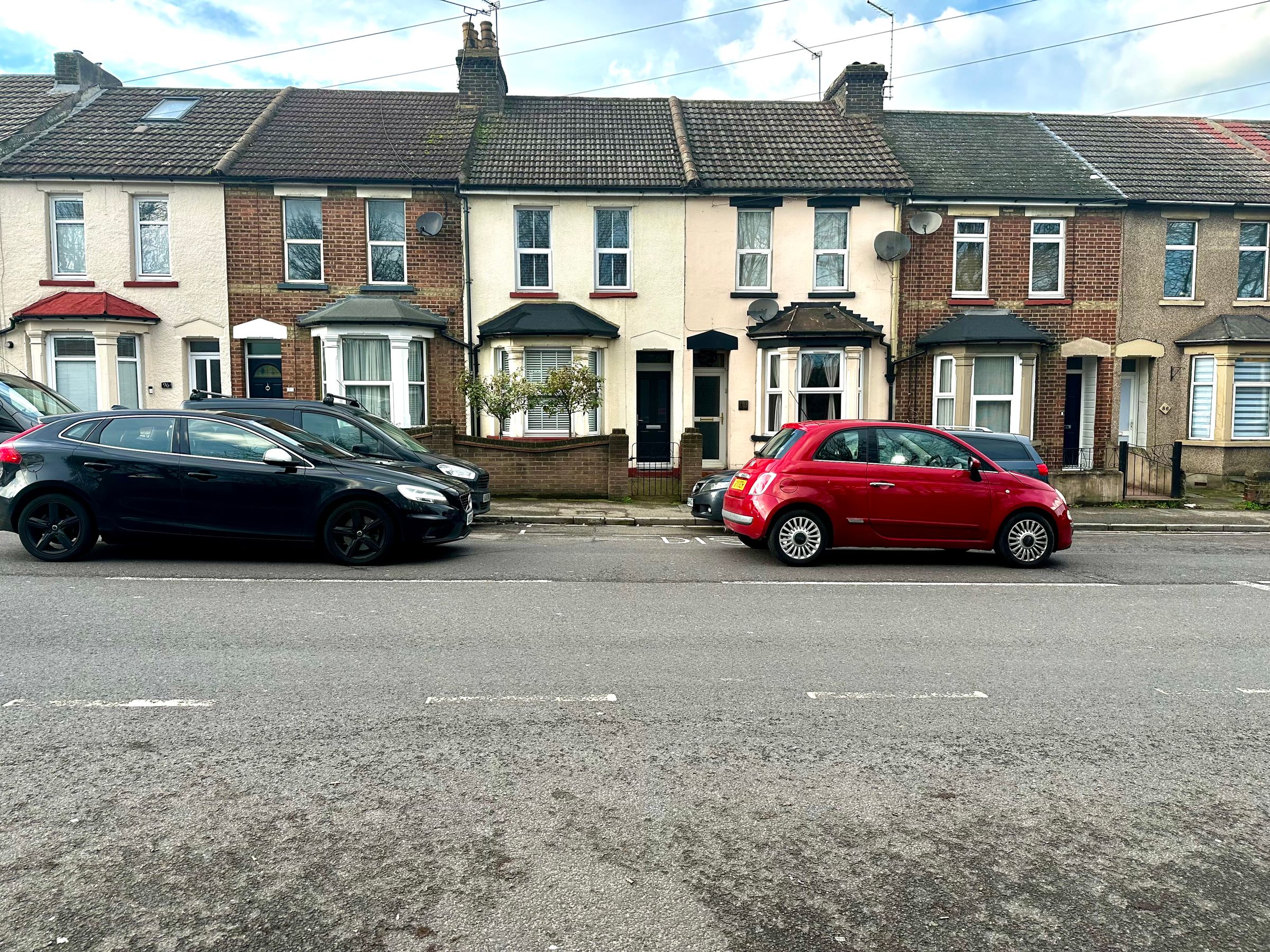 3 bed terraced house to rent in Cuxton Road, Rochester ME2 Zoopla