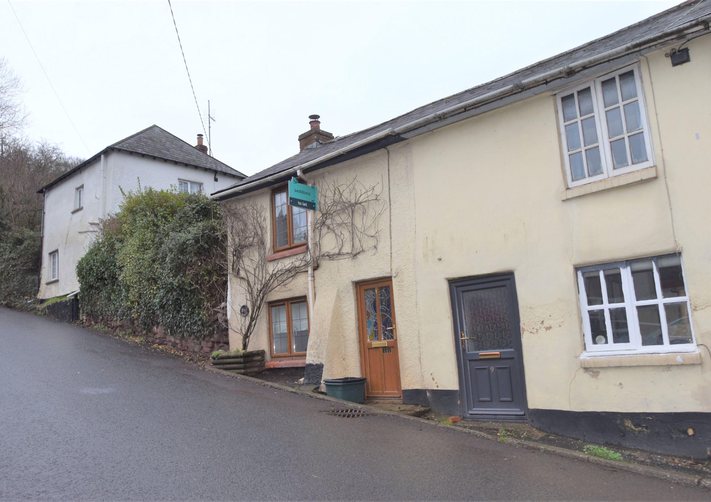 2 bed semidetached house to rent in Cullompton Hill, Bradninch, Exeter