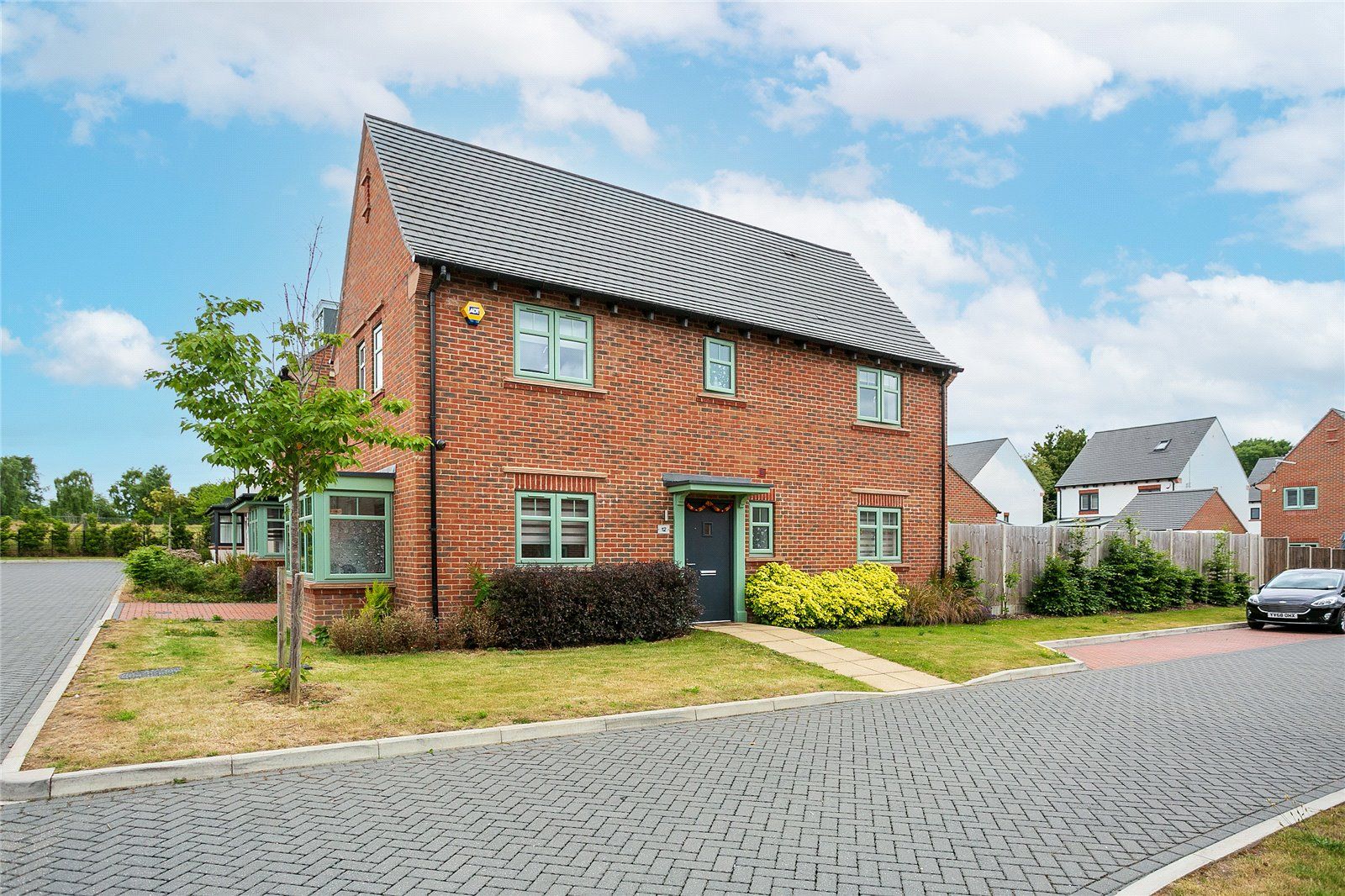 3 bed detached house for sale in Fullers Avenue, Watford, Hertfordshire
