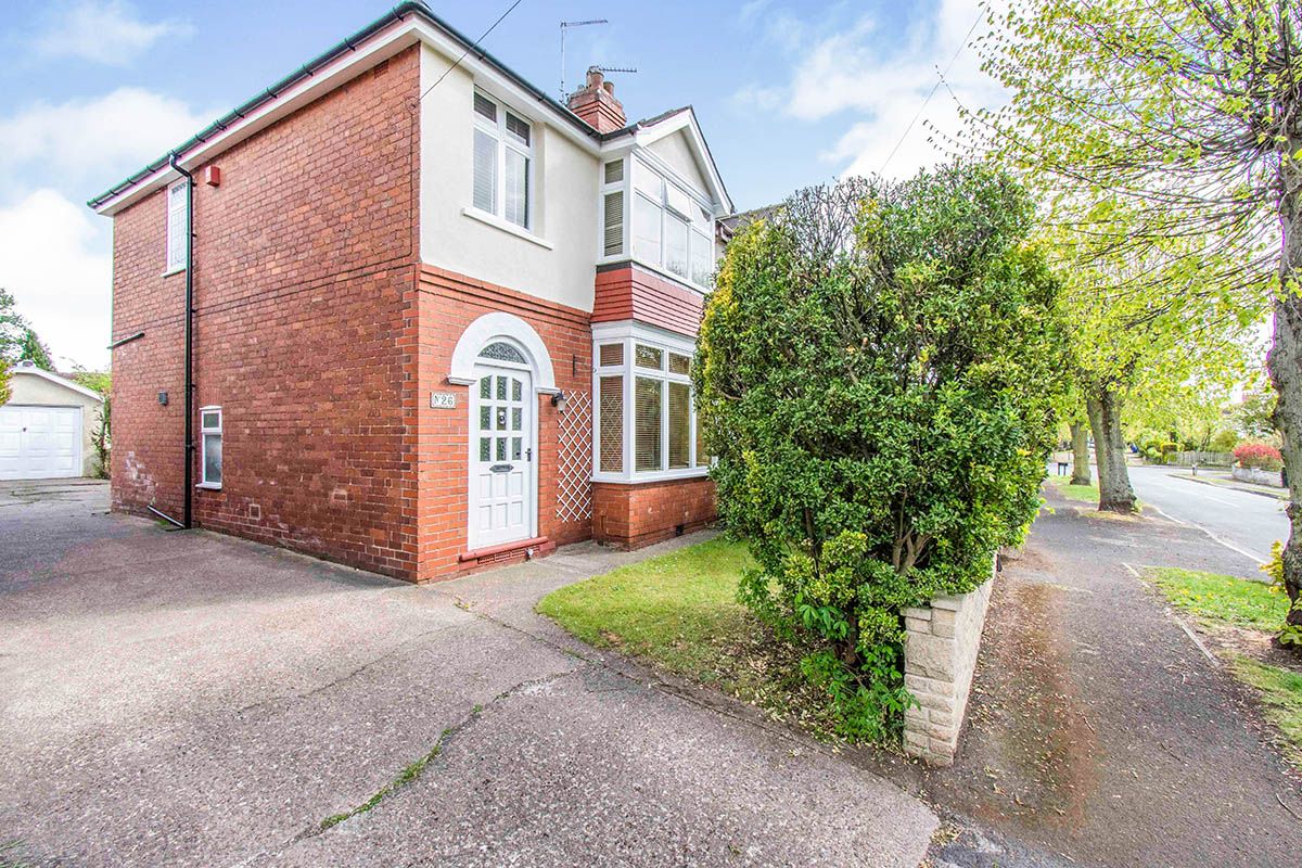 3 bed semidetached house for sale in The Grove, Wheatley Hills
