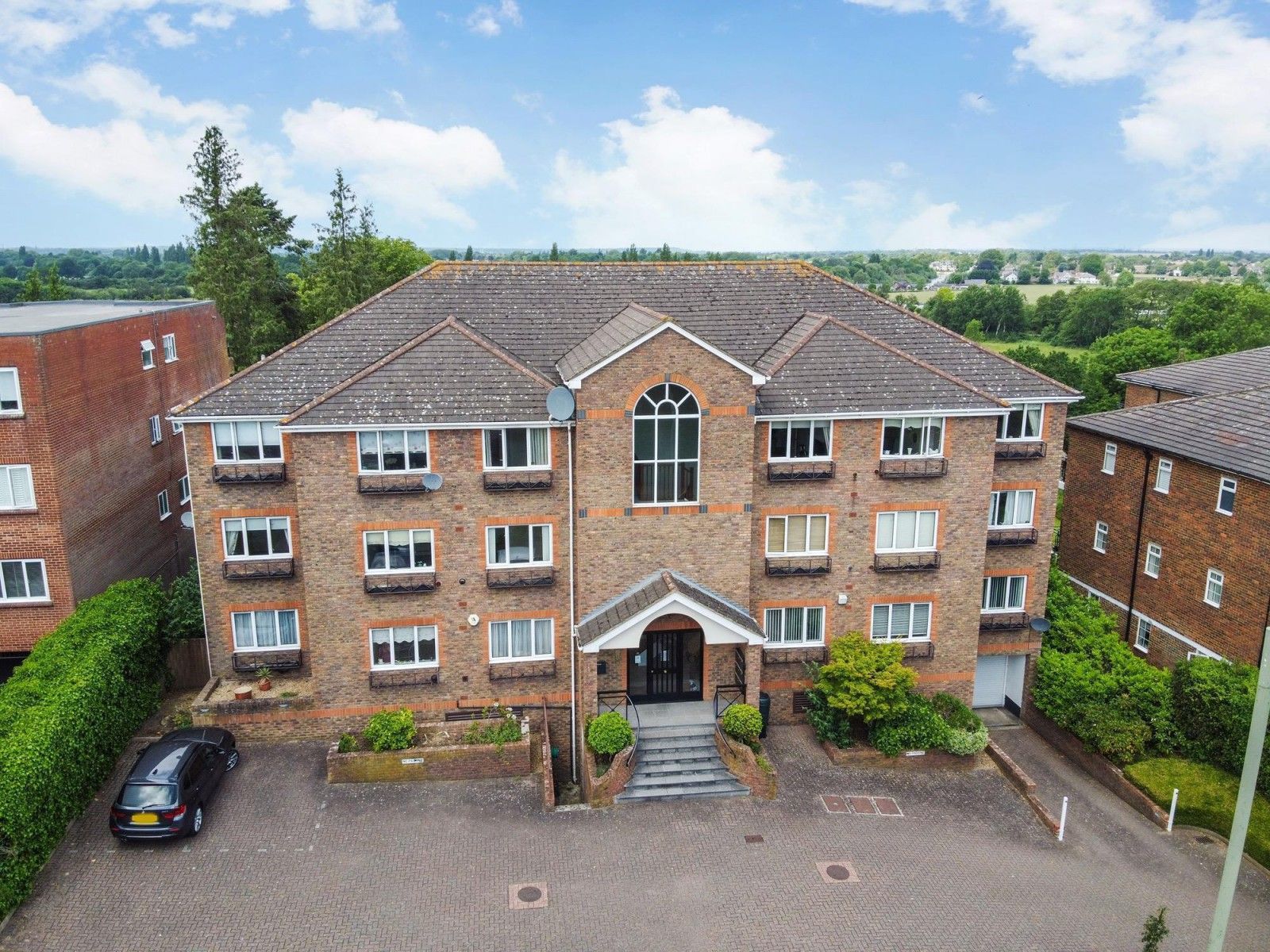 Beckworth Place, 50 Oatlands Drive, Weybridge KT13  