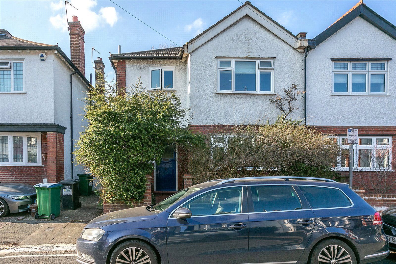 4 bed semidetached house to rent in Mildred Avenue, Watford