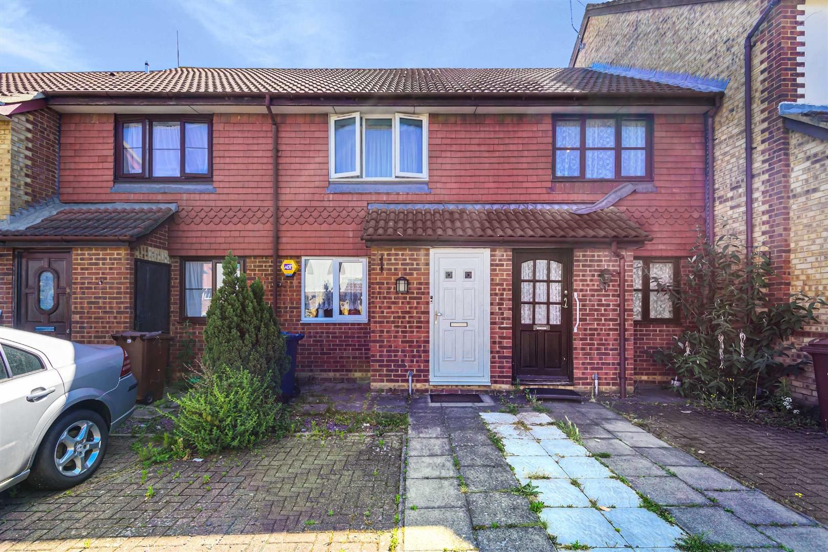 2 bed terraced house for sale in Greenacre Close, Northolt UB5 Zoopla
