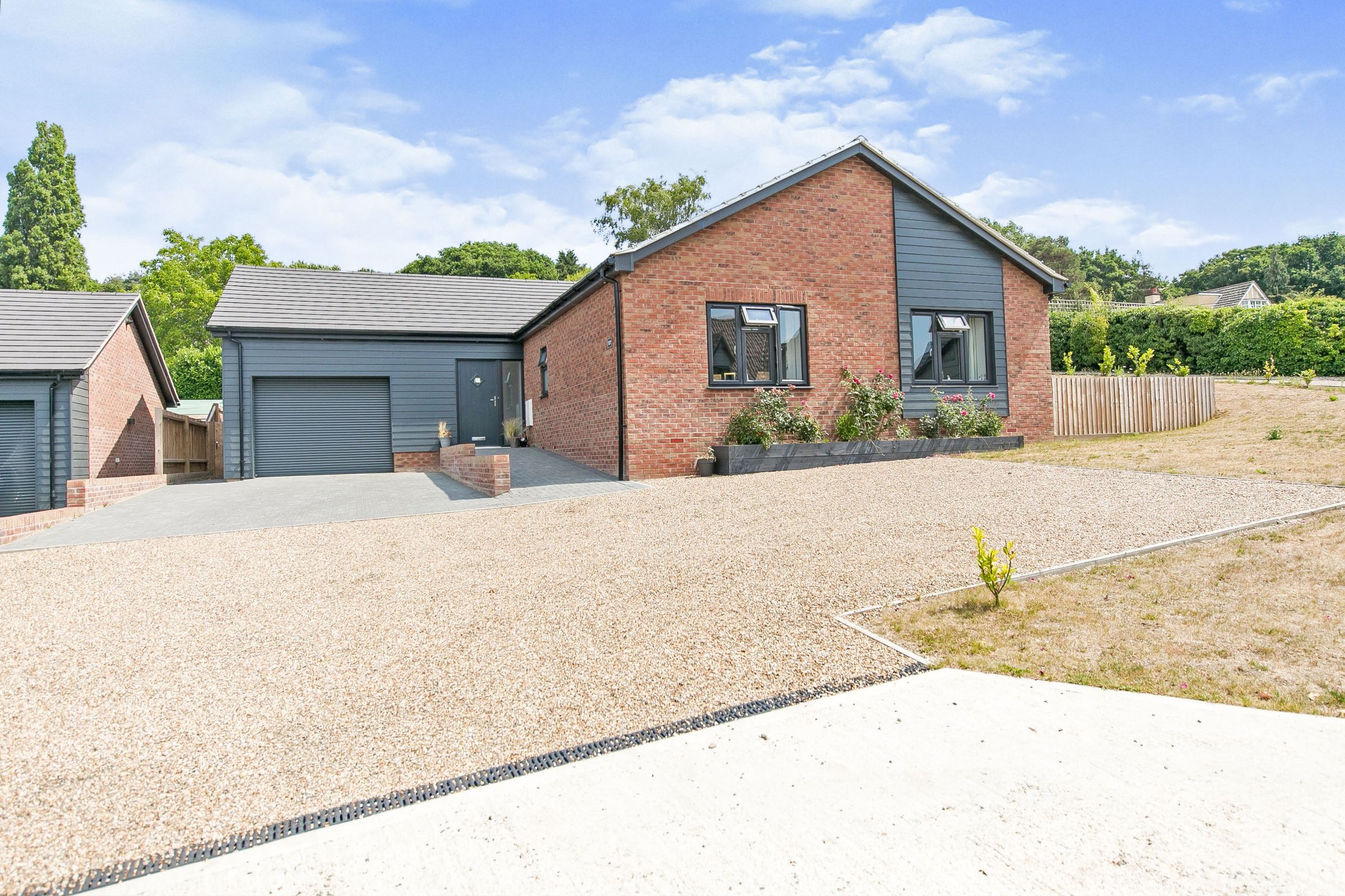 3 bed bungalow for sale in Hibbard Road, Bramford, Ipswich IP8 Zoopla