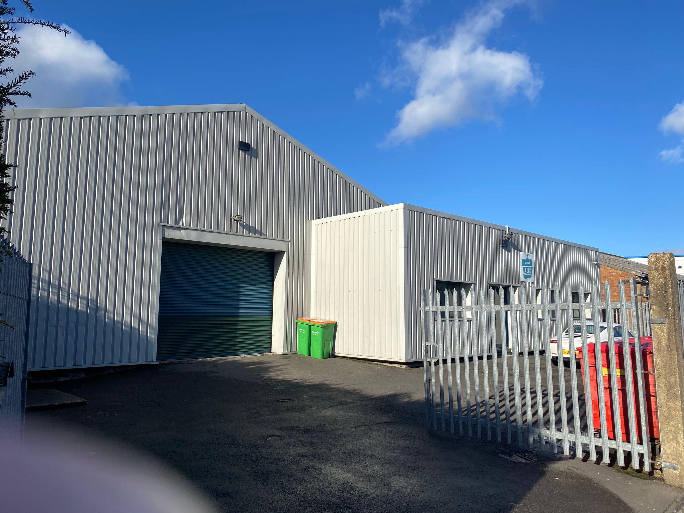 Warehouse to let in Unit 4 Vestry Trading Estate, Vestry Road