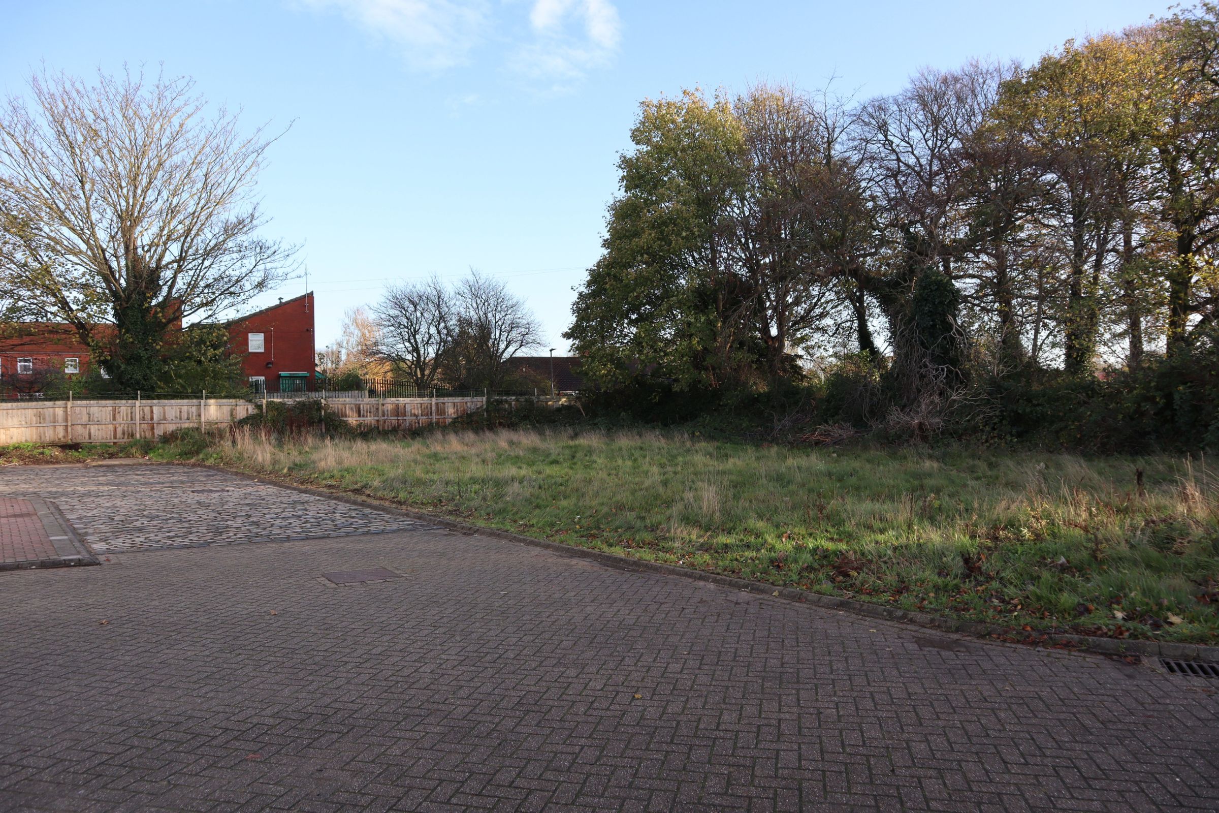 Land for sale in Kingfisher Rise, Sutton HU7 Zoopla