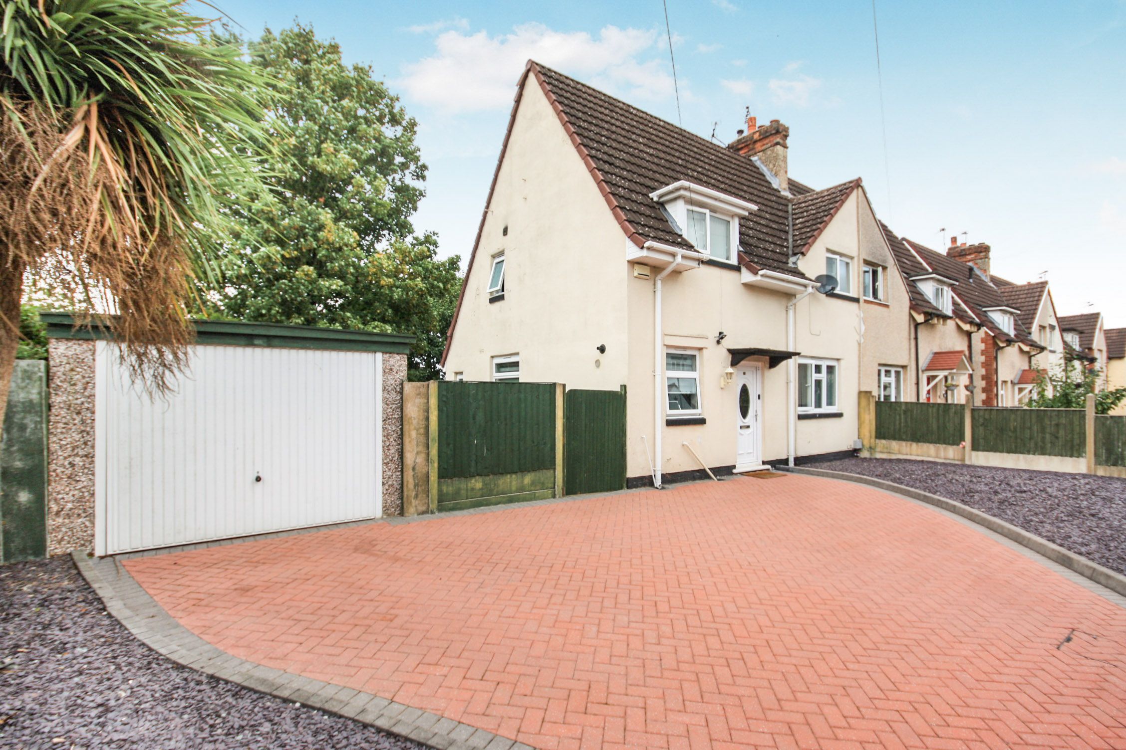3 bed semidetached house for sale in Second Avenue, Kidsgrove, Stoke