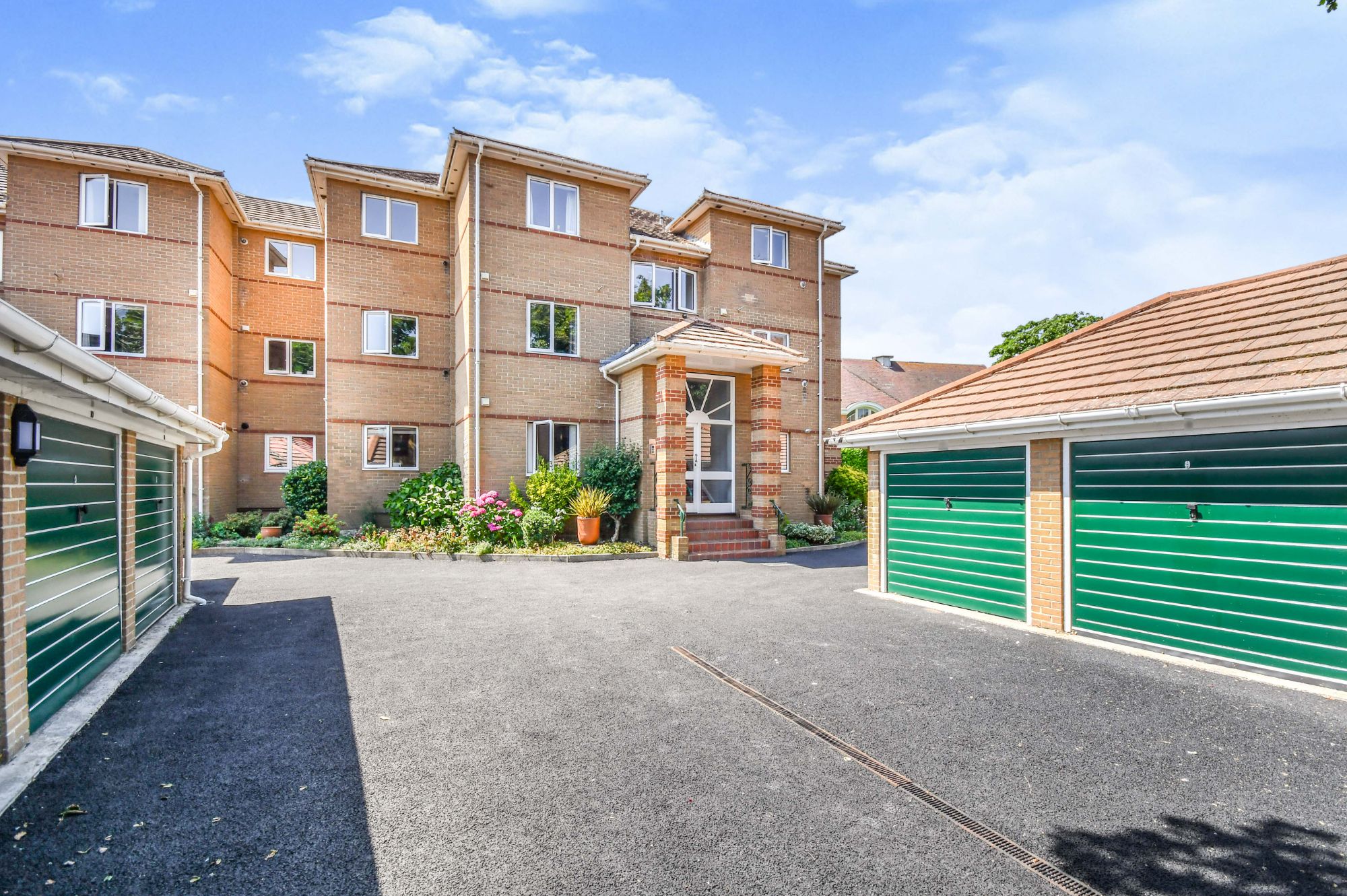 2 bed flat for sale in Wollaston Road, Southbourne, Bournemouth BH6