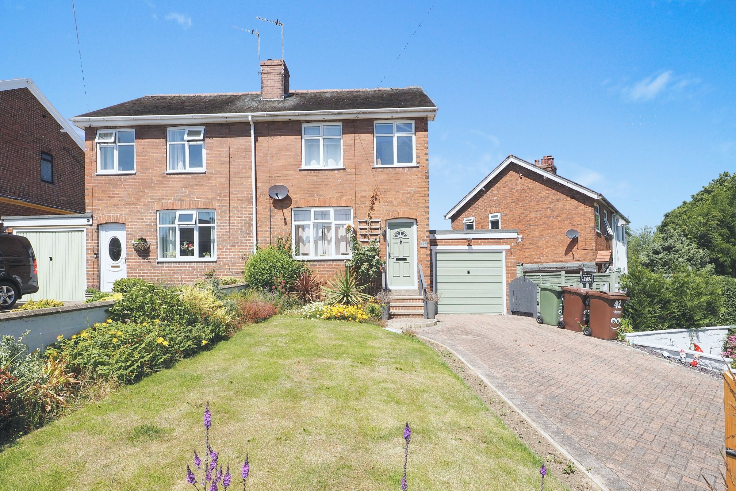 3 bed semidetached house for sale in Water Lane, Middlestown