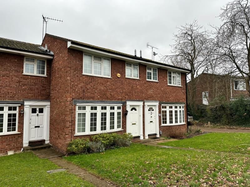 3 bed property to rent in Mount Hermon Road, Hook Heath, Woking GU22 Zoopla