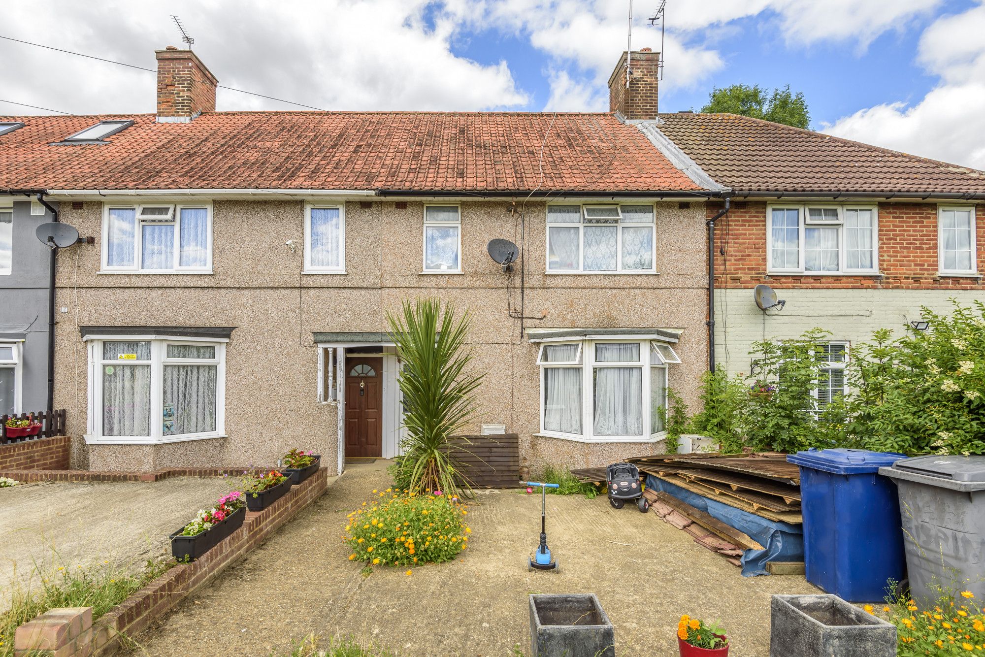 3 bed terraced house for sale in 47 Crispin Road, 47 Crispin Road