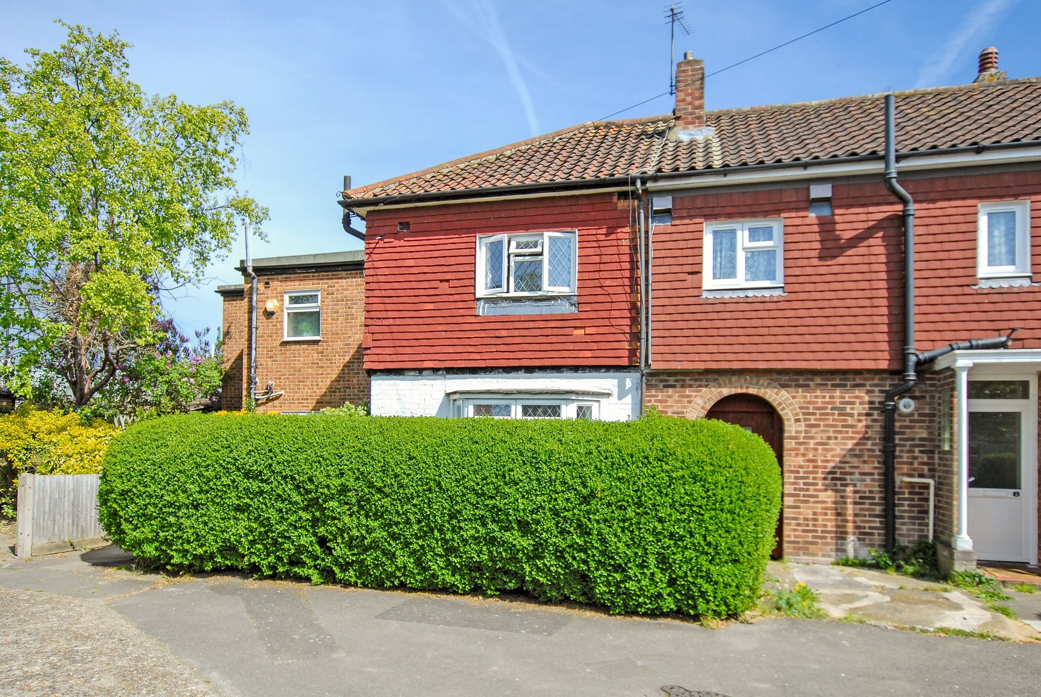 7 Hyde Terrace, Ashford TW15  