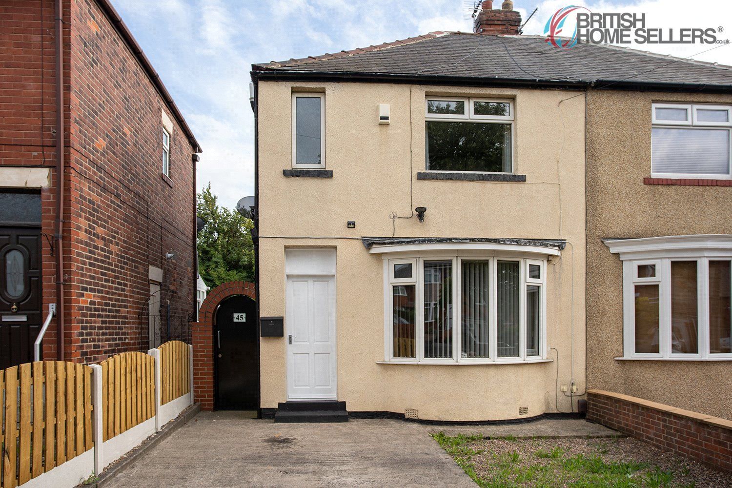 3 bed semidetached house for sale in Handsworth Avenue, Sheffield