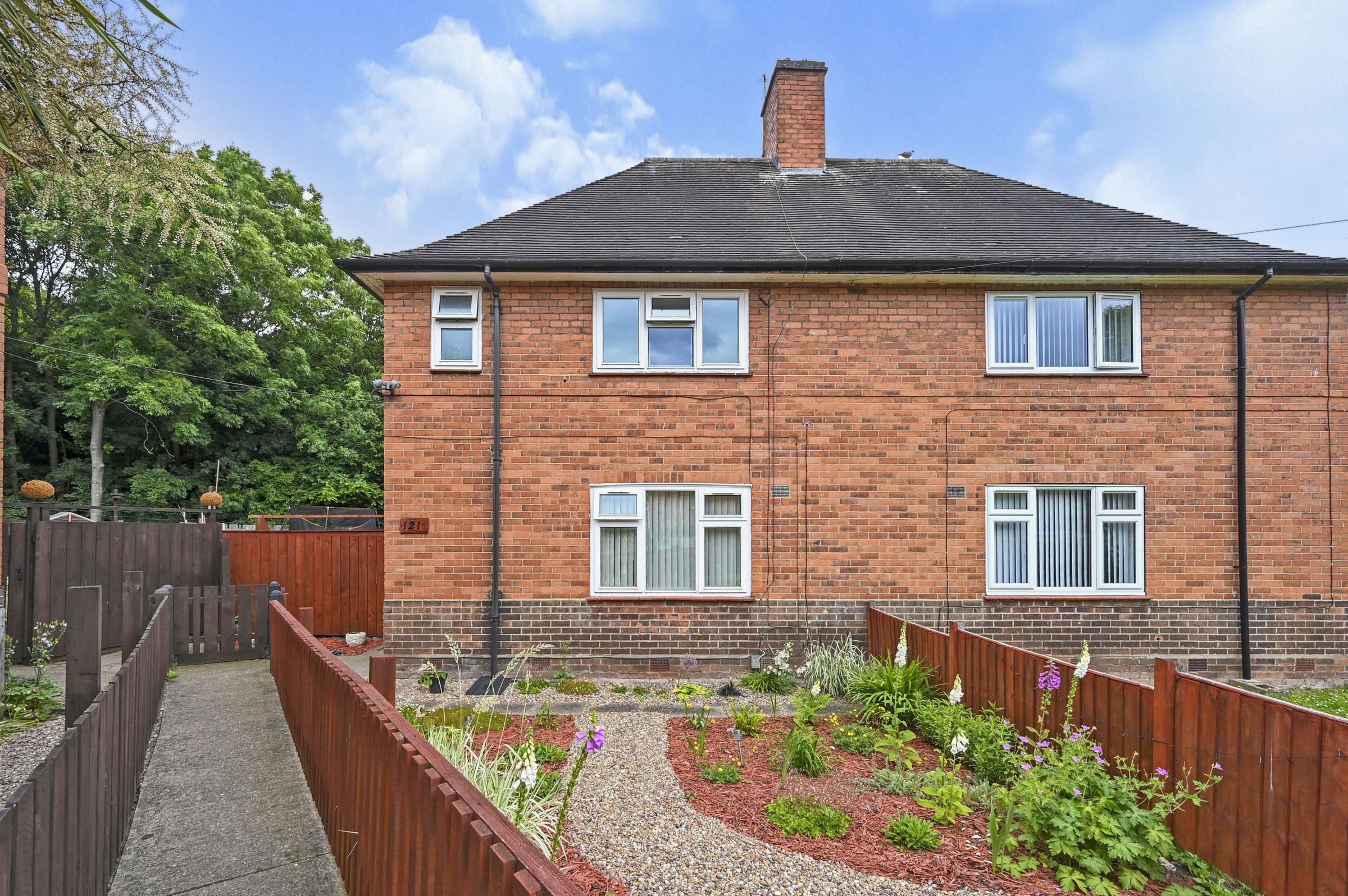 3 bed semidetached house for sale in Skipton Circus, Nottingham