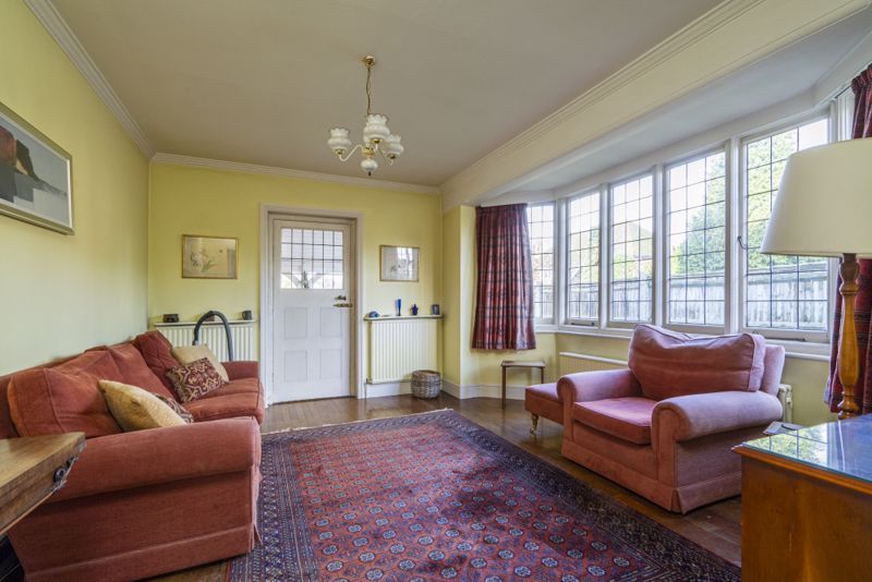 4 bed detached house for sale in Oakfield Road, Bourne End SL8 Zoopla